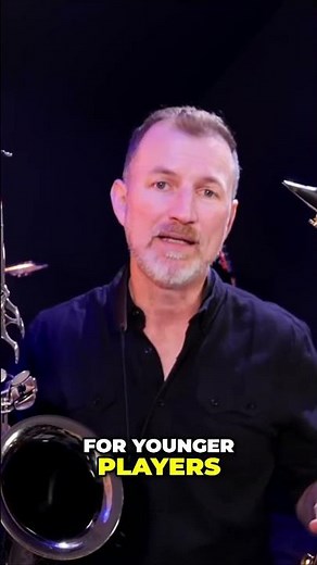 #short what is the difference between alto and tenor saxophone?