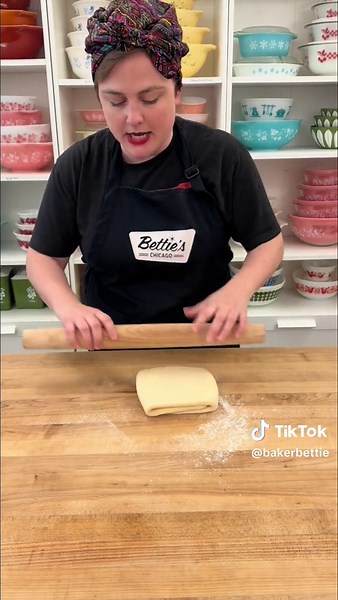 Replying to @Baker Bettie in part two of my beginner croissant tutorial I am showing you how to shape classic croissants and chocolate croissants. I also show you what to look for to know they are finished proofing. Then egg washing them before baking to flaky perfection! #baker #bakingtiktok #croissants #croissantrecipe #lamination