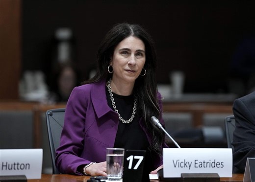 New CRTC rules will end fees for switching wireless, internet plans