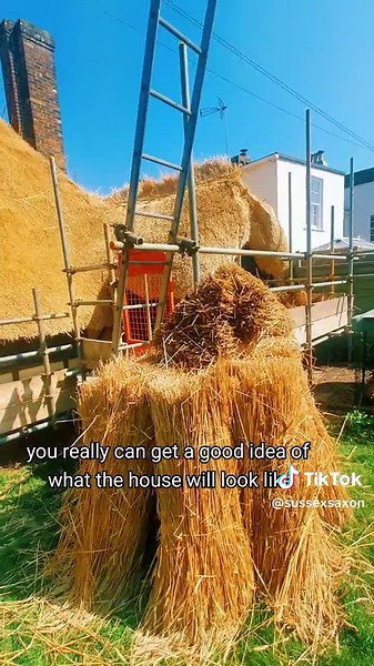 Exploring the History of Thatched Roof Cottages in England