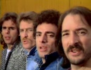 Journey / Separate Ways (Worlds Apart)【拡大画面仕様】