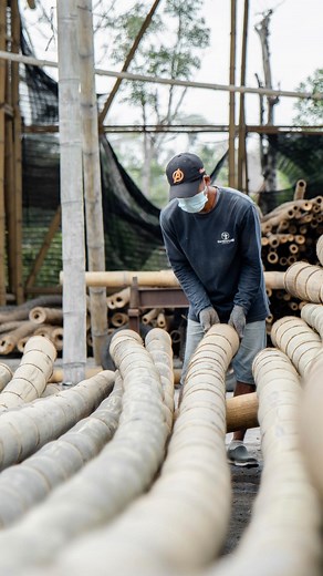Bamboo LAB | Bamboo is split and processed into a variety of interior items, making it an environmentally friendly building material. @bamboolab.lombok... | Instagram