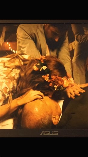 Raw Cinema on Instagram: "🎬 Fear The Walking Dead (2015) Television Series.The series follows Sheriff’s Deputy Rick Grimes, who wakes up from a coma to find the world has been ravaged by a zombie apocalypse. The "walkers" (zombies) are a constant threat, but the story quickly shifts from a survival horror to a complex study of human nature.While the original series began with Rick Grimes waking up well into the apocalypse, Fear starts at the very beginning. Set initially in Los Angeles, the sto