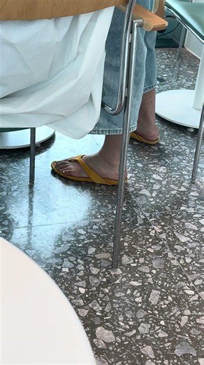 Candid Asian feet #candid #foot #feet