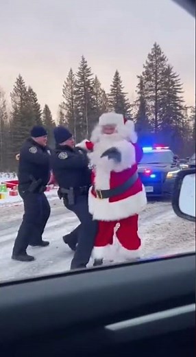 Santa Claus Got Arrested! You Won’t Believe What Happened Next