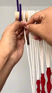 Así se pone el hilo para colgar los tapices de macramé | Carey macrame