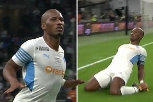 Watch Drogba pull out iconic celebration as Chelsea icon haunts Wenger again