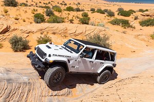 Is the 2024 Jeep Wrangler a Good SUV? 6 Pros and 3 Cons | Cars.com
