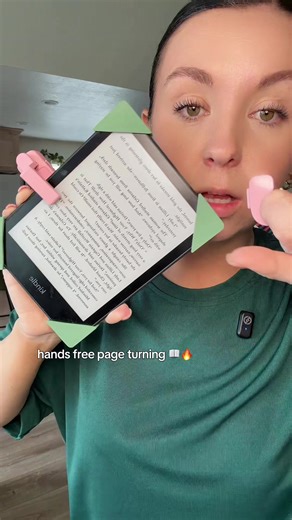 this kindle page turner lets you flip pages without touching your screen 📖✨ #kindlepageturner #pageturner #reading #booktok