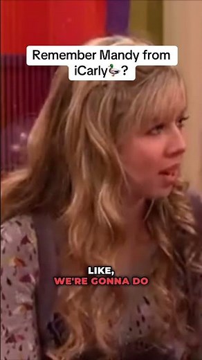 Aria Summer Wallace shares how Dan Schneider encouraged improv on iCarly. #iCarly #nickelodeon