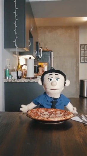 cooking pizza | Awkward Puppets