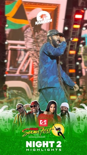 Royalty vibes filled the air as #Protoje showcases his full arsenal, delivering a commanding rendition of his hit "Like Royalty" featuring #Popcaan at @reggaesumfest night two 🇯🇲🎬 📽 @hackmedz #reggaesumfest2025 #night2 #KaboomMag | Kaboom Magazine