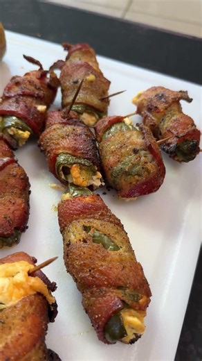 SMOKED JALAPEÑO POPPERS… WAIT FOR IT 🤯🔥 on the @pitbossgrills DX Vertical Smoker #pitbossnation