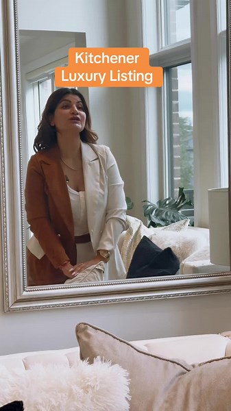 Luxurious Five-Bedroom Home in Kitchener