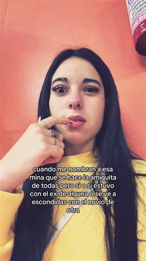 q bronca. y usando a los hombres para pegarse#short#short#simooviani