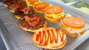 O.M.G American onion cheese burger | Kopkit