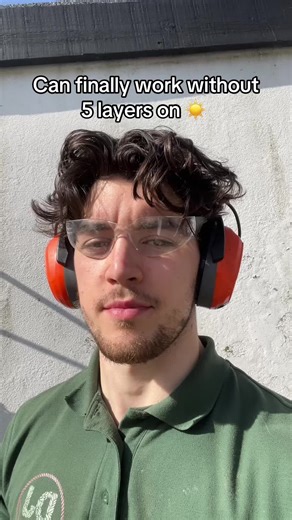 Time to work in shorts