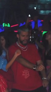 СООБЩЕСТВО ОРИГИНАЛЬНЫХ ФУТБОЛЬНЫХ РИЛСОВ on Instagram: "🇦🇷Sergio Aguero scored his first goal for the Barca🔵🔴 #barca #barcelona #championsleague #realmadrid #elclassico #aguero #argentina #laliga #spain #xavi"