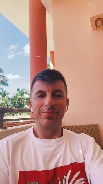 aaroncran (@aaroncran)’s videos with som original - RSF Flaskback