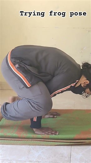 Calesthenics frog pose #armbalance #calisthenics #corestrength #gym #gymlife #gymmotivation