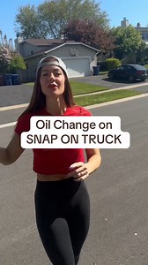 416K views · 4.1K reactions | Mobile mechanic changes the oil on the snap on truck #mobilemechanic #businessowner #oilchange #gastrucks | Val Tools | Facebook
