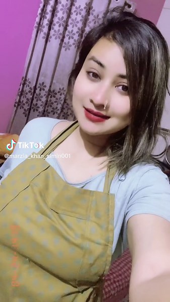 Old Cake Maker's Heartwarming Kitchen Moments