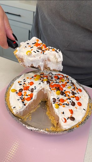 Fall no bake dessert I make a pumpkin spiced inspired treat | Inked Kitchen