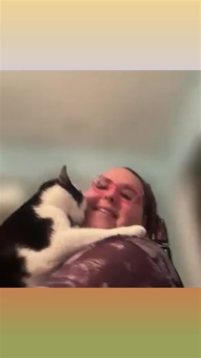 “My Dog Is My Home is home to me. It means that there is a safe space in this world.” - Jillian, MDIMH Lived Experience Engagement Advisor My Dog Is My Home works to amplify the voices of people who have experienced homelessness, while creating more pet-inclusive emergency and long-term housing. 🤝Together, we can build a world where no one must choose between a safe place to sleep and the pets they love. This holiday season, your donation goes twice as far to support people experiencing homeles