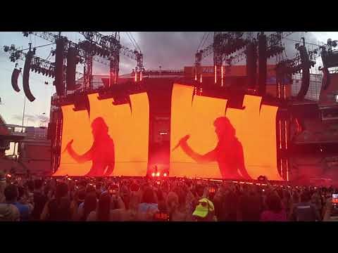 Scenes from Taylor Swift's 'Reputation Tour' in Cleveland