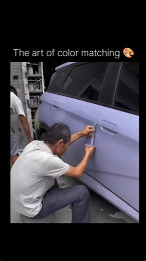 𝐅𝐀𝐂𝐓 | 𝐇𝐈𝐒𝐓𝐎𝐑𝐘 | 𝐈𝐍𝐅𝐎 on Instagram: "He can match any color you point at — no scanner, no software, just his eyes. 🎨 Decades of practice have trained him to see hue, temperature, and micro-tones that most people physically can’t detect. Where machines fail on old surfaces or uneven lighting, he adjusts pigments by pure instinct until the shade is a perfect clone. This comes from neurological conditioning — thousands of repetitions that sharpen the brain’s color-mapping ability be