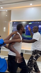 😂😭😭 | De General Comedy