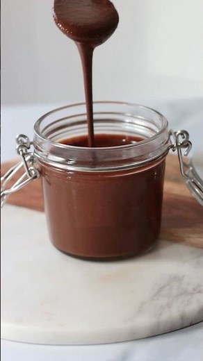 Healthier Chocolate Hazelnut Spread Recipe 🍫 Nutritionist, No Palm Oil, Nutella