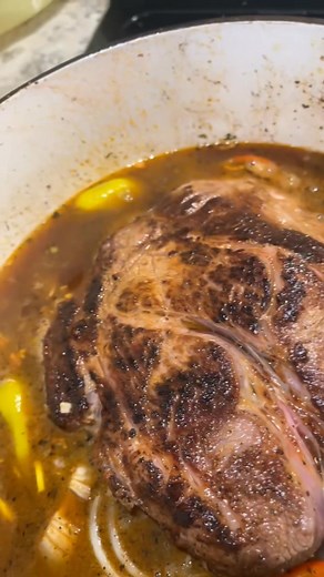 33K views · 1K reactions | Today’s Edition of “Cooking with PeggySue” Pot Roast, Rice, M&C, Green Beans & Blueberry Cornbread ‍ Happy Sunday Fam! ❤️ | Sweet Home Bama | Facebook