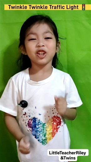 13K views · 139 reactions | Twinkle Twinkle Traffic Light Traffic Light Song  #trafficlightsong #kidsongs #ClassroomSongs #littleteacherriley | Little Teacher Riley & Twins | Facebook