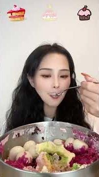 Asmr🍰Eating 🍰Fluffy Cream Cake Bursts With Rich Milky Aroma！ #cake