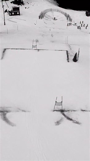 Training day after @frutt.ch @fis_telemark World Cup🇨🇭 Finally Getting the feel for my @elanskis 💚 🎥- @goril.strom | Adrian Ball