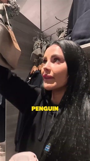 The Famous Phillip Island Penguin Parade 🐧 | Renee Gracie