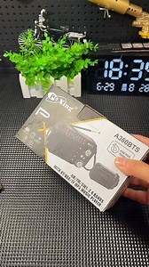 Unboxing Solar Radio with USB & LED Torch 📻😱 Must Have Gadget 2025🎁 #solarradio #multifunctionradio #emergencyradio #portableaudio #usbplayer #techgadgets #newtech2025 #gadgetsreview #outdoorgear #innovation #viralvideo #reelsviral #viralshorts #globaltrending #trendingworldwide #worldviral #fyp #trendingnow #musthavegadget #unboxingvideo | Unique Craft Yt