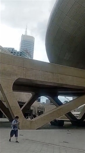 ¡El OVNI de Seúl hecho por Zaha Hadid !! #DDP