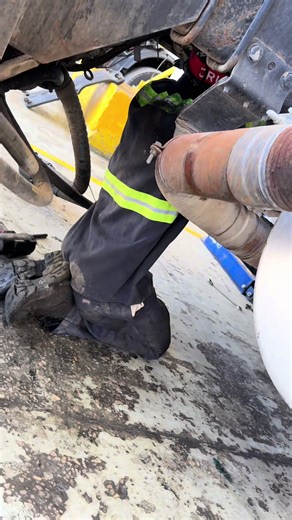 Transmission Removal Process for Peterbilt Trucks