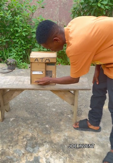 Think ordinary materials can’t be extraordinary? Think again! ♻️✨ Follow for mind-blowing DIY crafts and creative ideas! #CreativeDIY #joeinvent @Joe_Invent Backup