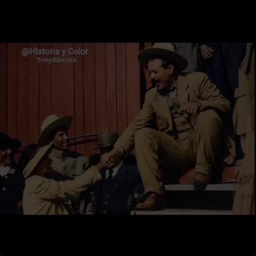Rostros de nuestra historia: Líderes Revolucionarios 🇲🇽✨ ​A través del color, buscamos rescatar los detalles que el tiempo parecía haber borrado: la mirada de los caudillos, el polvo de las batallas y la esencia de una época que definió a México. ​Este es un recorrido visual por las figuras que encabezaron el movimiento armado de 1910. Un homenaje a nuestra identidad y a la memoria histórica. ​¡Espero que disfruten este viaje al pasado! No olviden compartir y darle