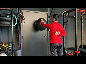 Scapula Setting Ball Circles on Wall