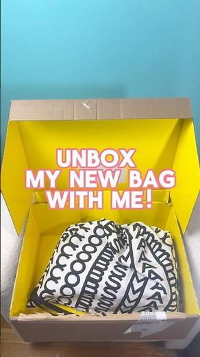 Unboxing my new Marc Jacobs Bag! #marcjacobs #unboxing #bagcollection #new #luxuryunboxing