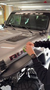 “No red left behind” or maybe he said “no troll left behind”? 🤔🤣 Either way out with the red rubicon decal and in with the new gecko green one from @lbdesignworks! He can truly make anything custom to personalize vehicle however you like! From decals to full custom wraps, if you are in need visit lbdesignworks.com and inquire about your new setup today! 🤘💚 #jeep #fyp #explore #viral | Lone.rubicon