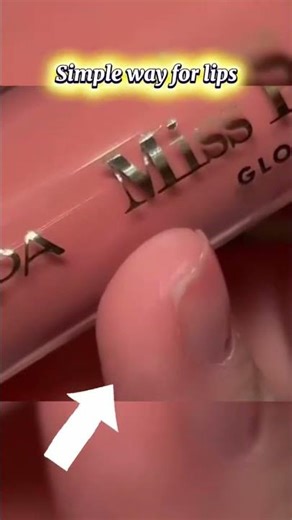 Simple way for lips #ytshort #makeuptutorial #lips