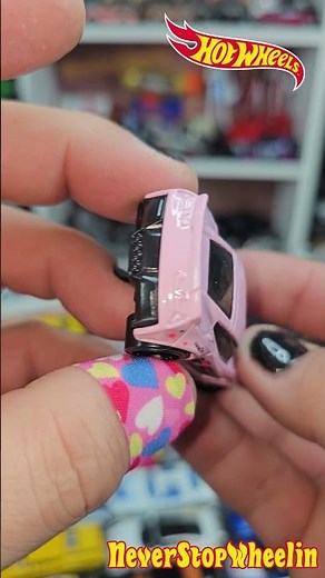Corvette C7 Z06 in Pink 2026 HotWheels Mainline unboxing!