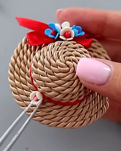 DIY hat hair clips for little girls 👧🏼 | MetDaan Makeup