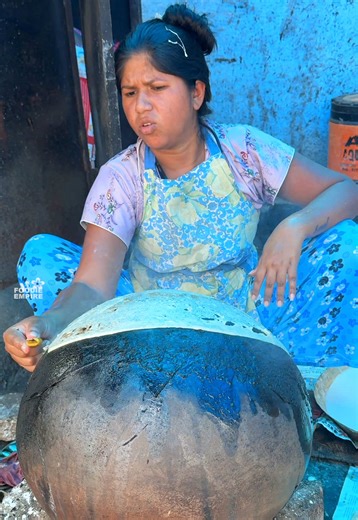 Amazing Roti Making Skills in Nagpur, India