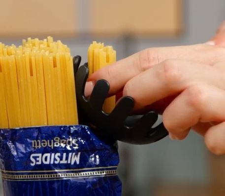1.7M views · 10K reactions | Spaghetti secrets! Pasta hacks everyone should know! | 5-Minute Crafts | Facebook